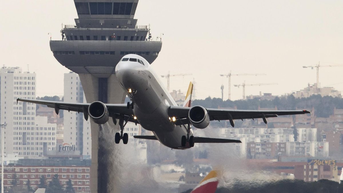 Aena restaura los descuentos de tarifas a las aerolíneas por el ‘boom’ del tráfico aéreo