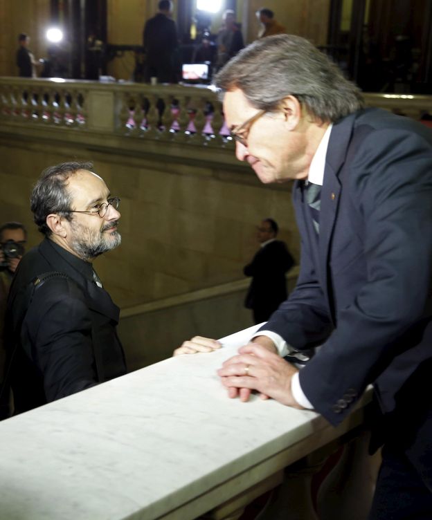 Foto: Artur Mas y Antonio Baños en el Parlament. (Reuters)