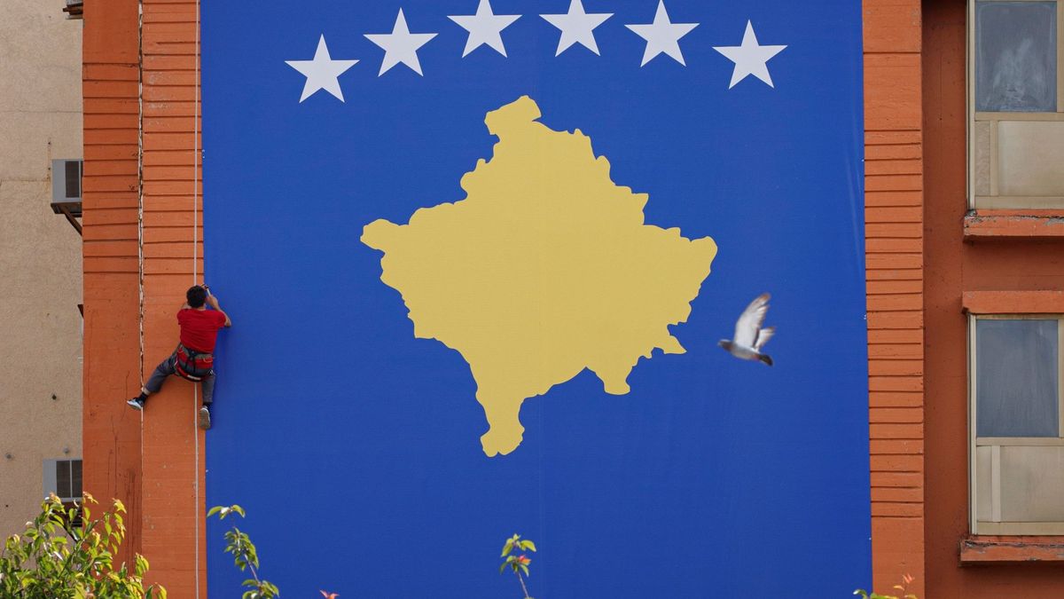 Del plantón de Rajoy a la "normalidad" de Sánchez: cambio de actitud con Kosovo