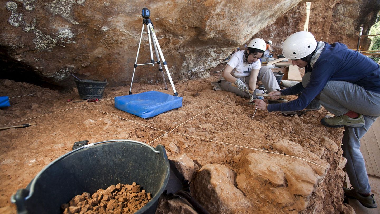 Excavación en Atapuerca. (EFE)