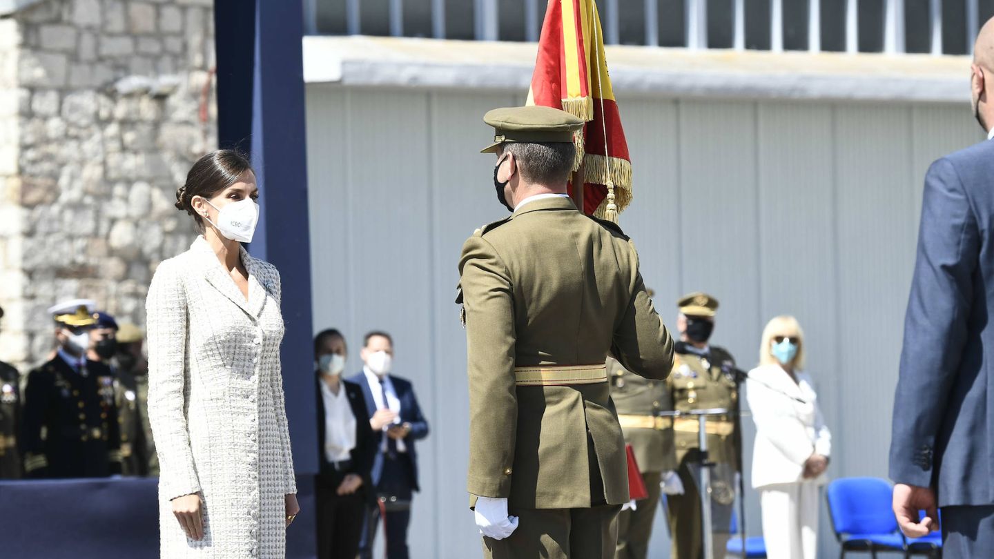 La reina Letizia, este viernes en la Academia de Aviación del Ejército de Tierra, en Colmenar Viejo. (Limited Pictures)