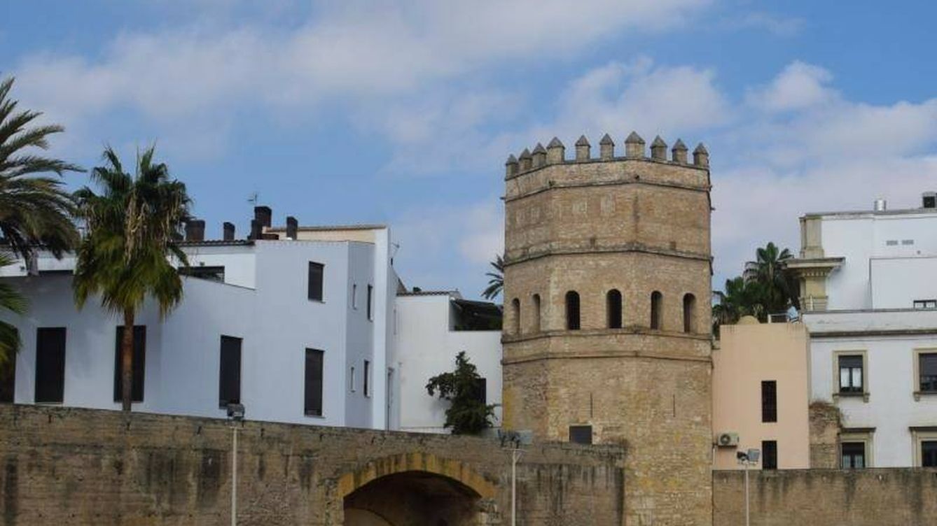 Sevilla activa la recuperación de la Torre de la Plata tras el tirón de orejas de la Unesco