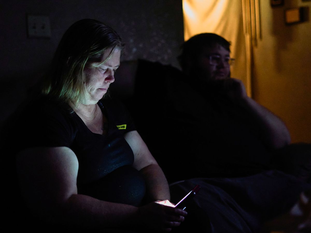 Foto: Miles de personas se quedaron sin luz ni agua en sus casas (Reuters/Cooper Neill)