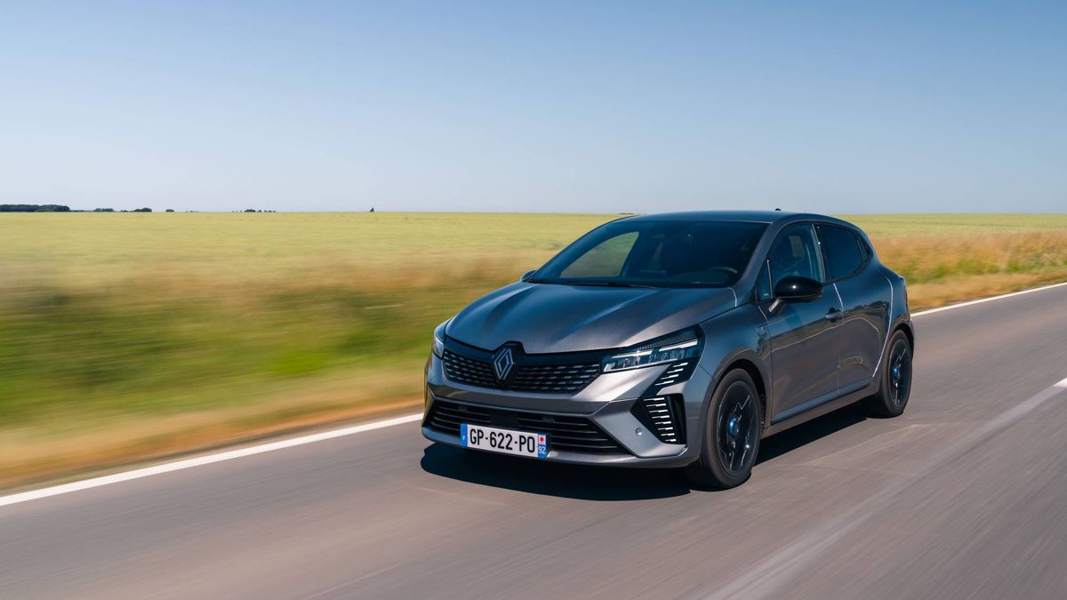 Probamos el renovado Renault Clio, y sigue sorprendiendo el consumo de su motor híbrido