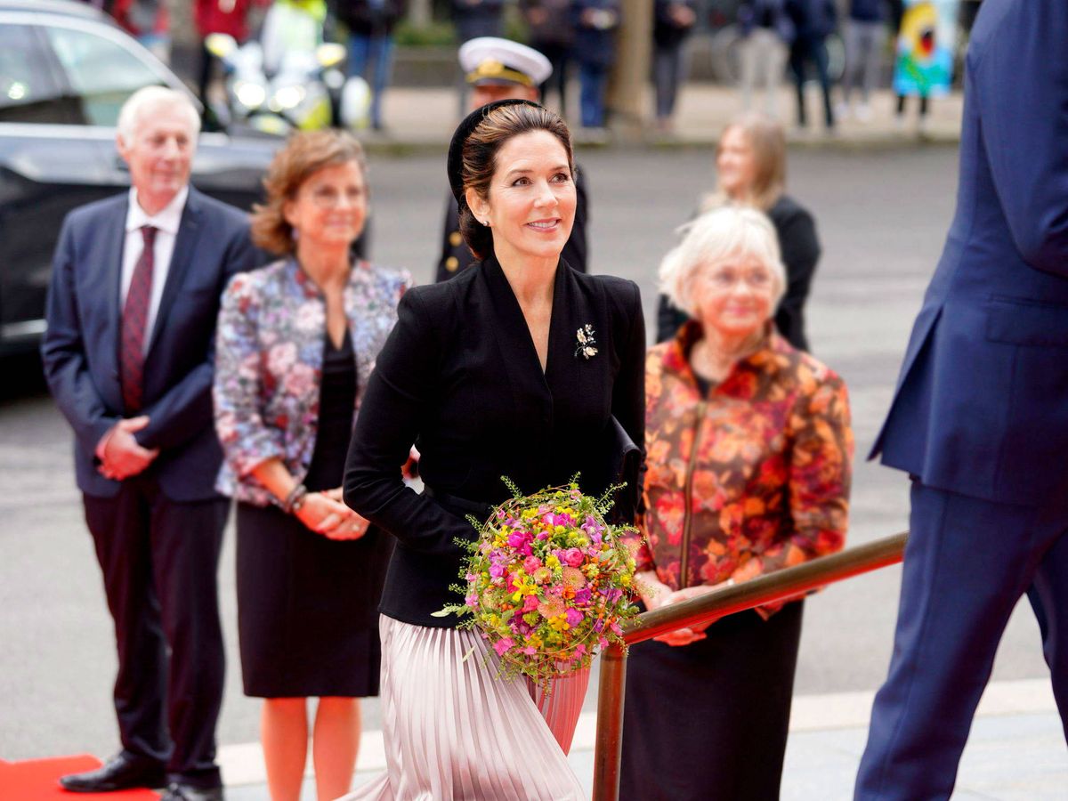 Foto: La princesa Mary de Dinamarca, a su llegada al Parlamento. (EFE)