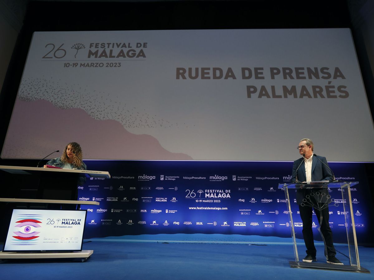 Foto: Lectura del palmarés del Festival de Málaga. (EFE/Jorge Zapata)