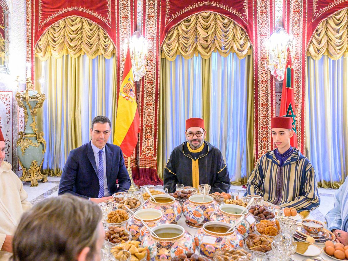 Foto: El presidente del Gobierno, Pedro Sánchez, en su visita a Rabat. (MAP)