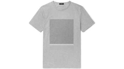 Una camiseta que encierra una 'Theory'