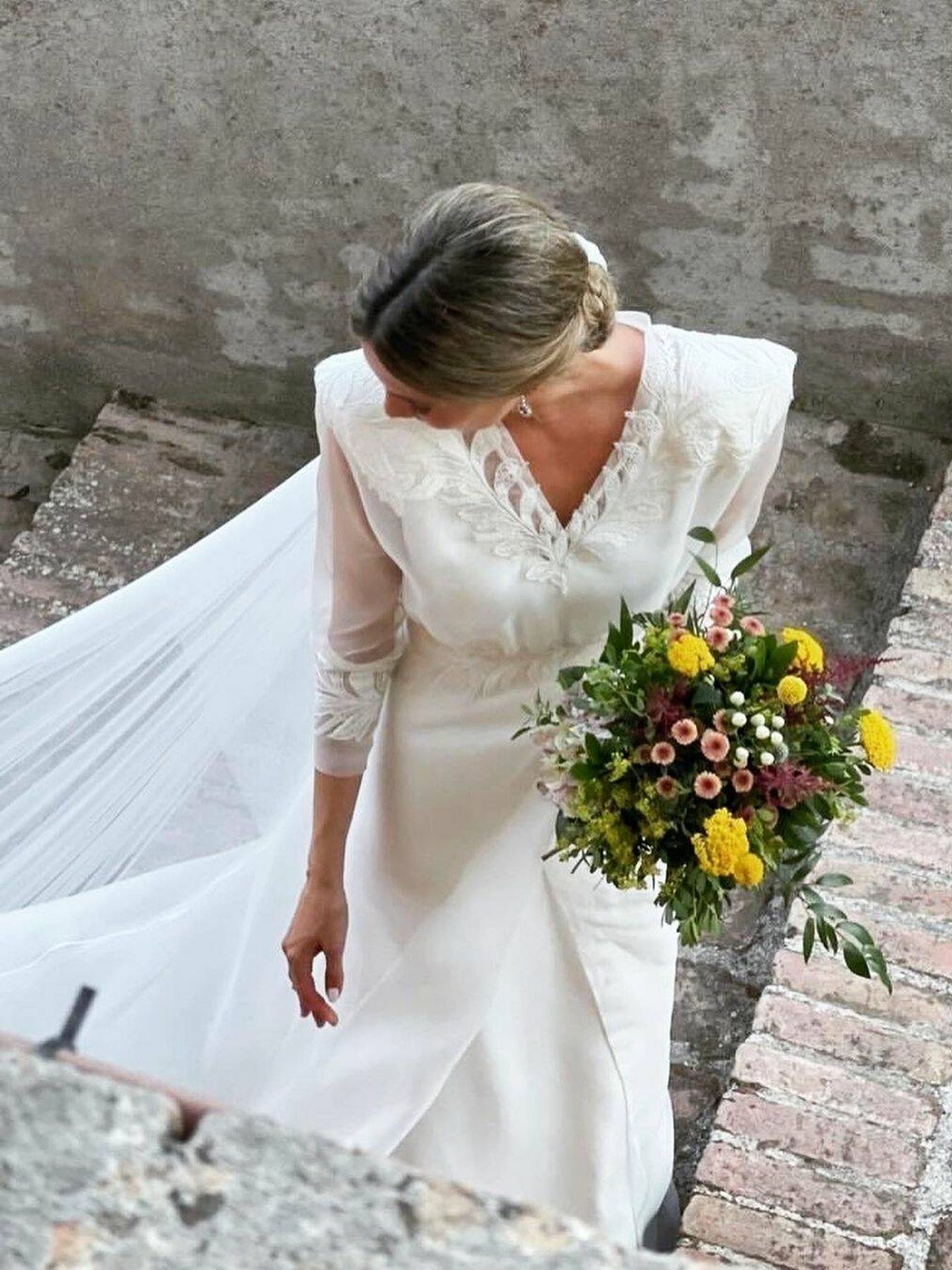 Un vestido de novia de Inés Martín Alcalde. (Instagram/@inesmartinalcalde)