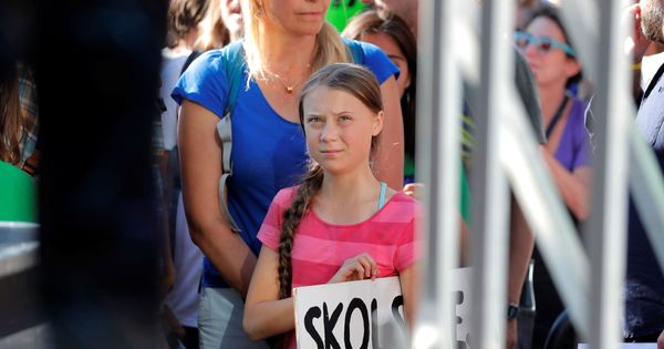 Foto: Greta Thunberg y su madre Malena Ernman durante una protesta en Nueva York. (Reuters)