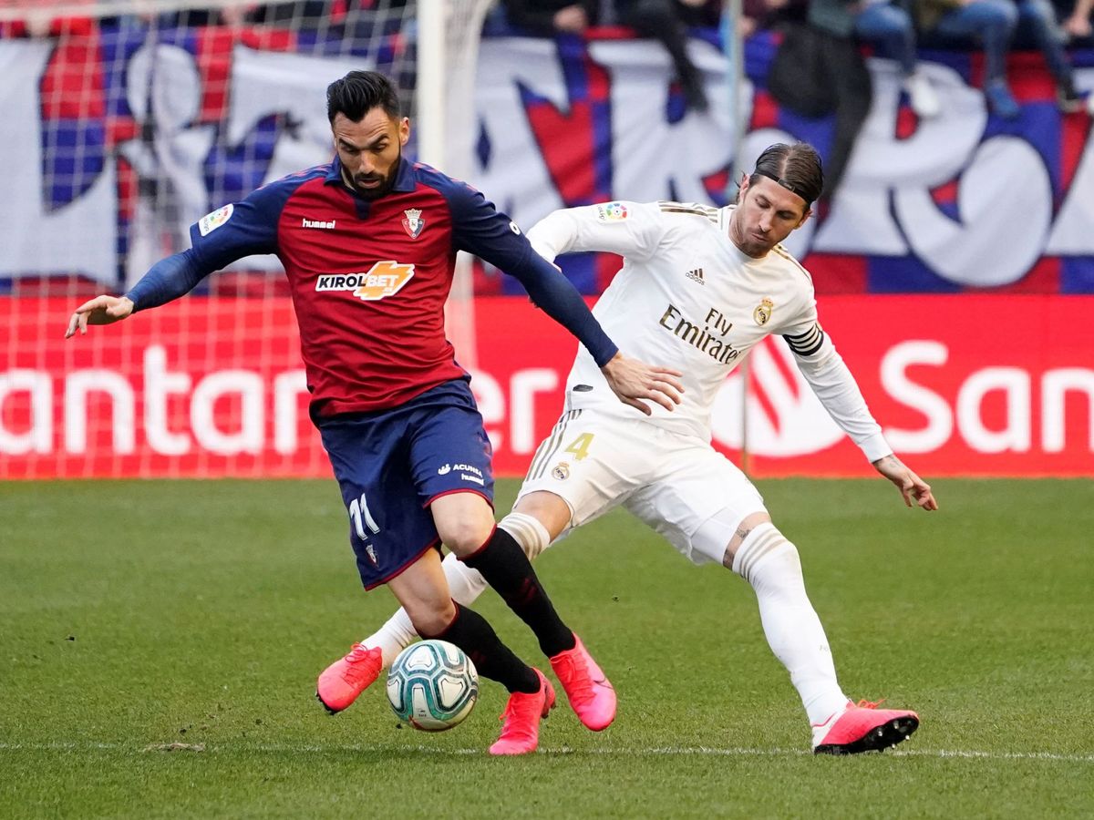 Foto: Sergio Ramos durante el partido contra Osasuna. (Efe)