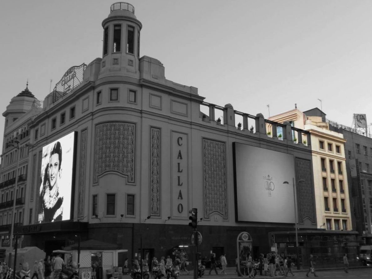 Foto: Los cines Callao y la parte del edificio que se destinará a hotel.