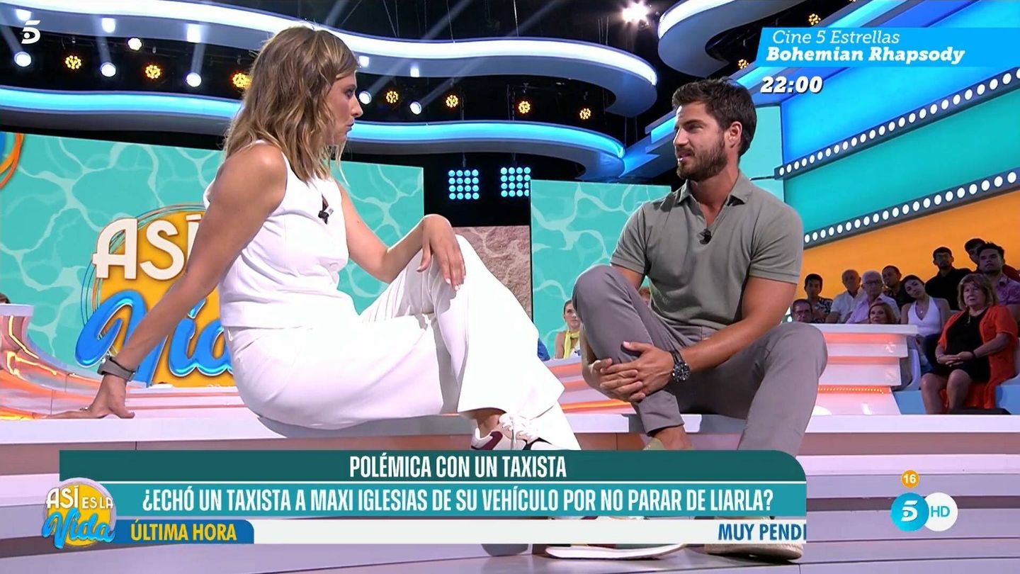 Sandra Barneda y Maxi Iglesias, en 'Así es la vida'. (Telecinco)