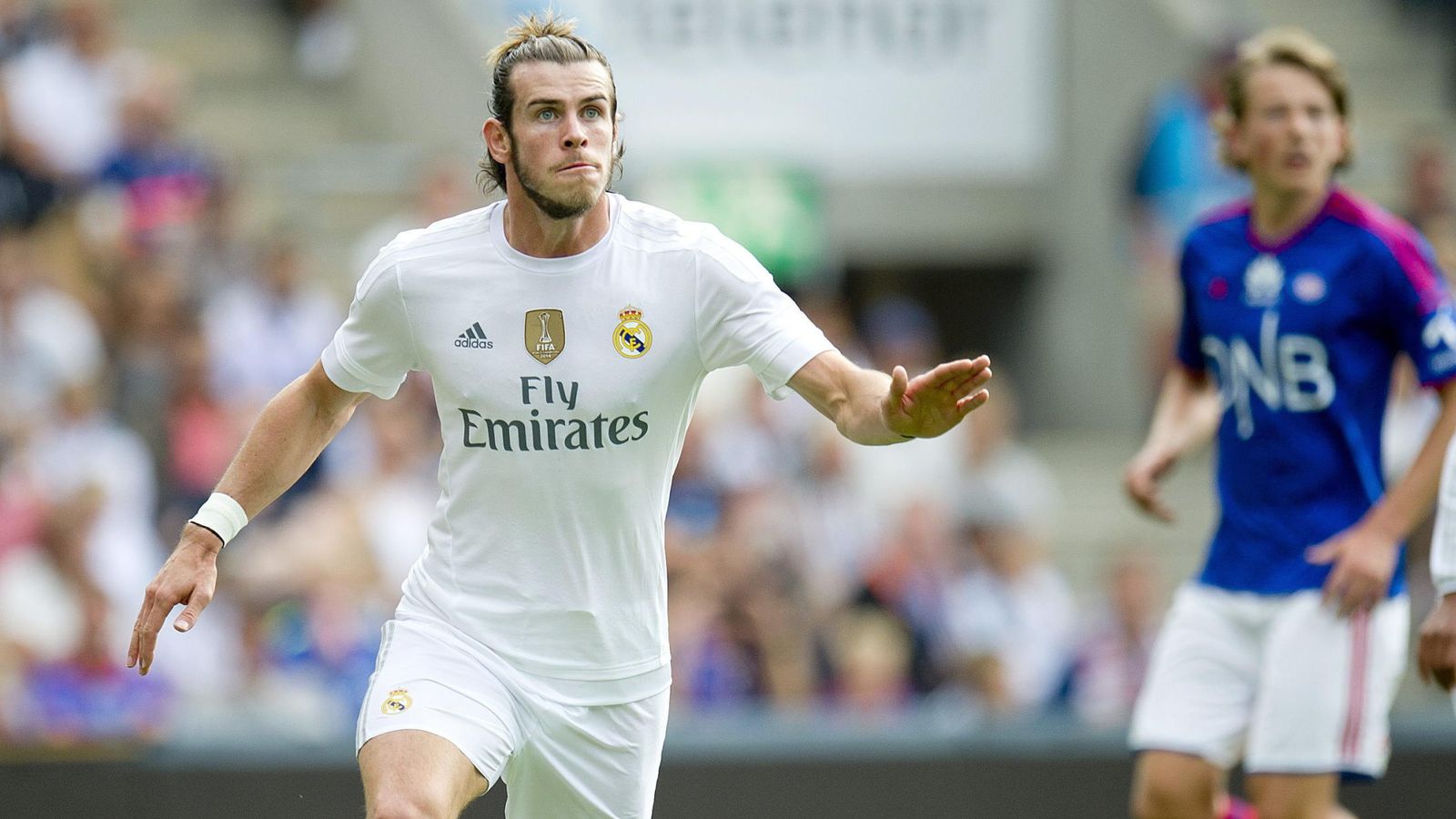 Foto: La mejor ocasión de Bale fue una falta en el minuto 27 (Efe)