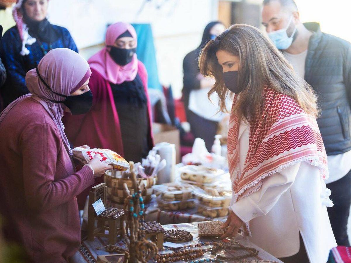 Foto: La reina Rania, este lunes en Al Salt. (@queenrania)