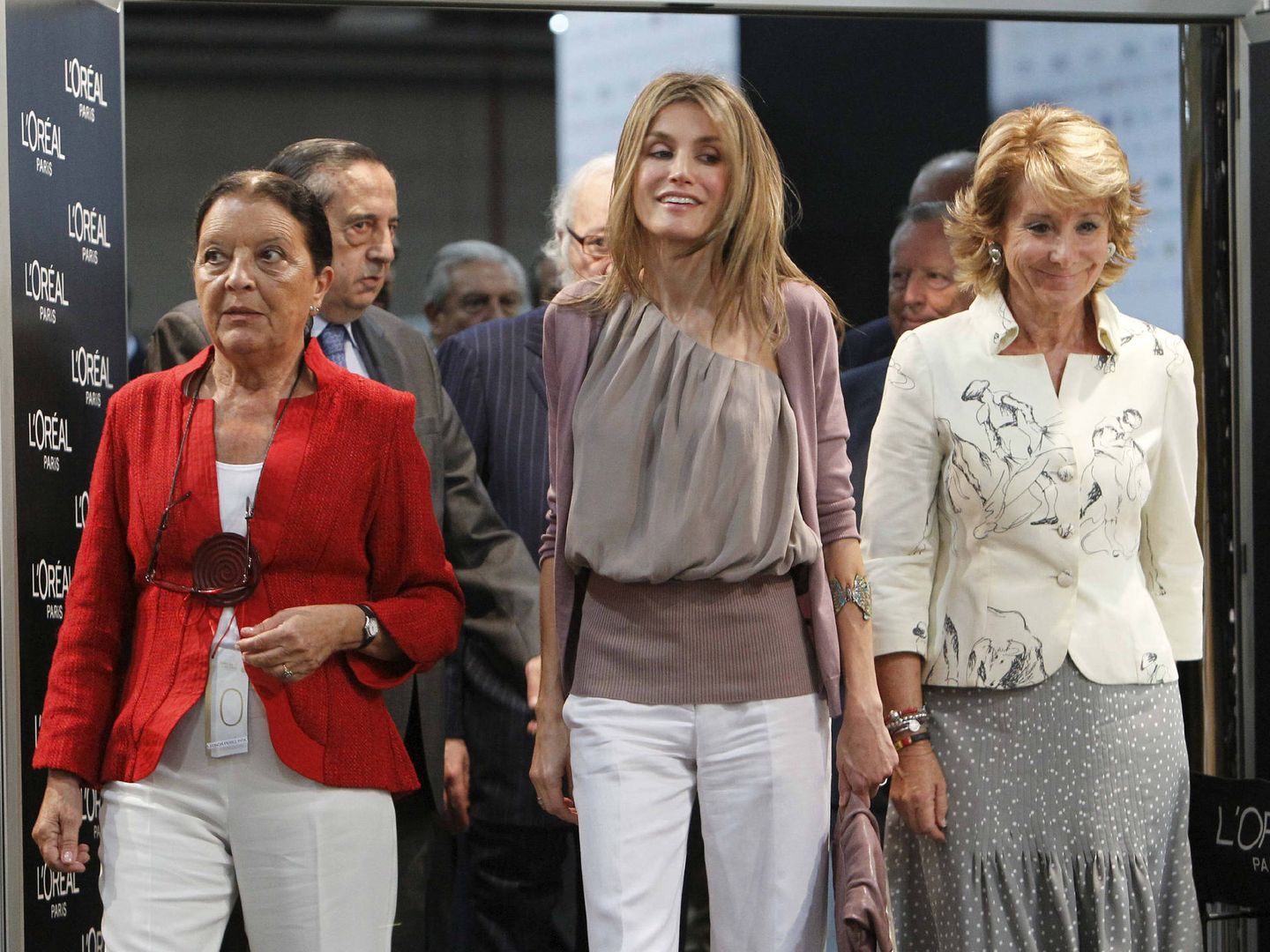 Cuca Solana, la reina Letizia y Esperanza Aguirre. (EFE)
