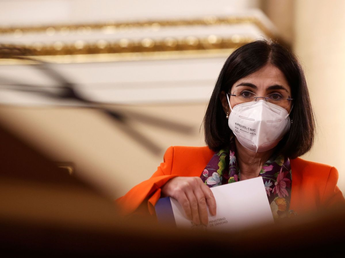 Foto: La ministra de Sanidad, Carolina Darias, durante su comparecencia este martes ante la Comisión de Sanidad y Consumo del Senado. (EFE)