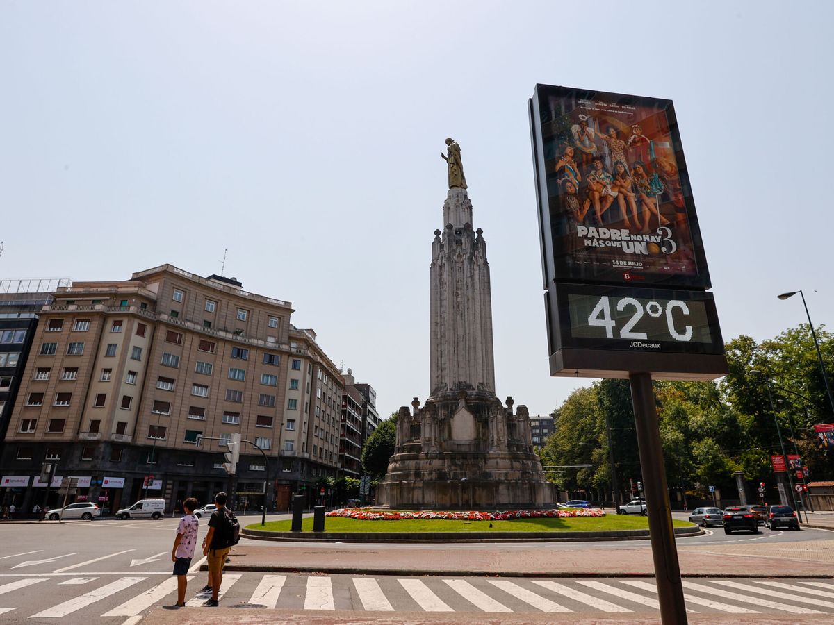 Foto: Calor en toda España. (EFE/Luis Tejido)