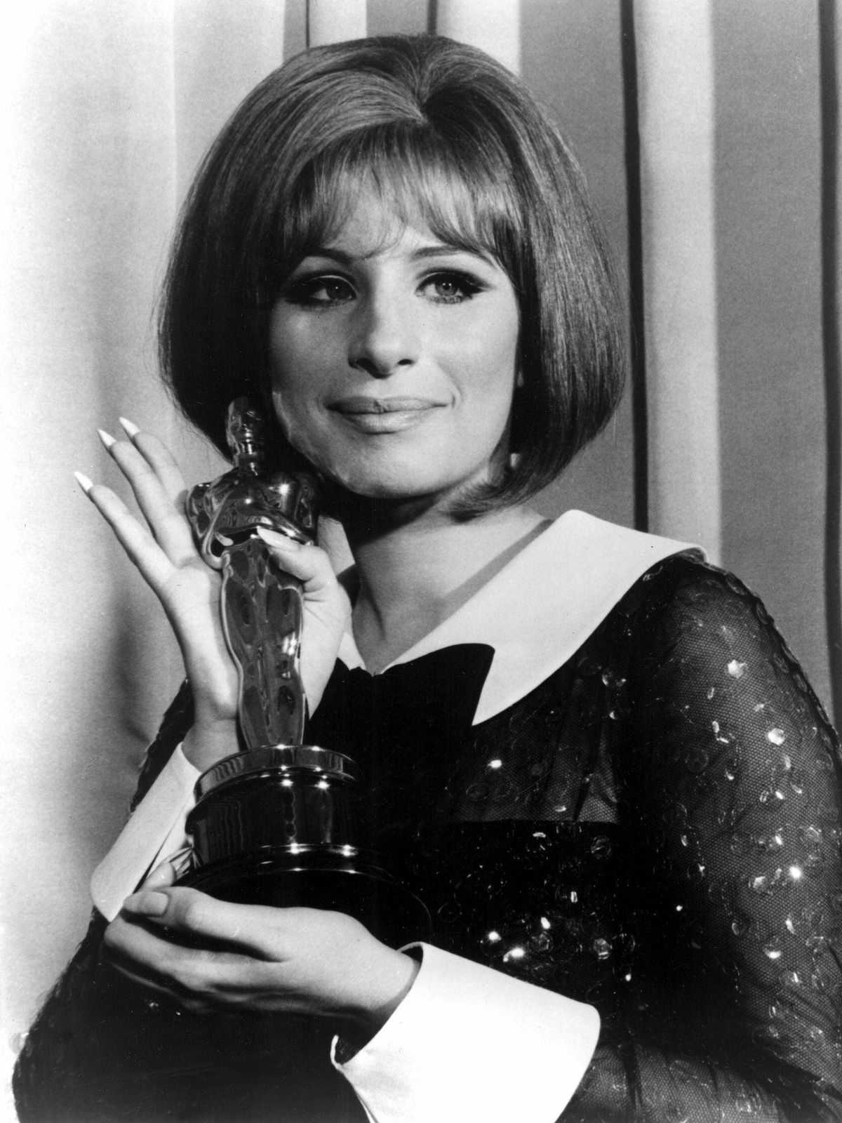 Barbara Streisand, en los Oscar de 1969. (Getty)