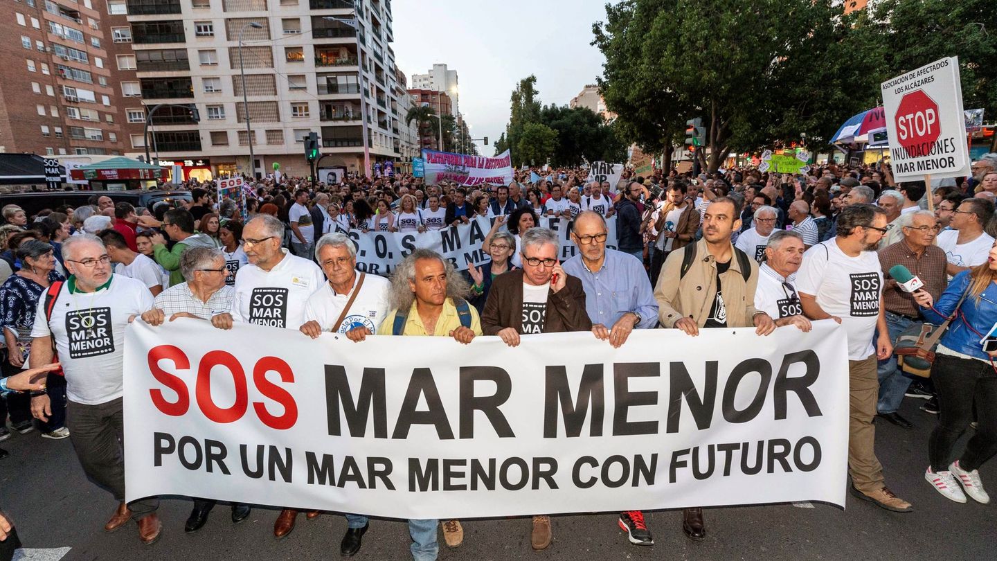 Manifestación popular 'Por un Mar Menor con futuro' (EFE)