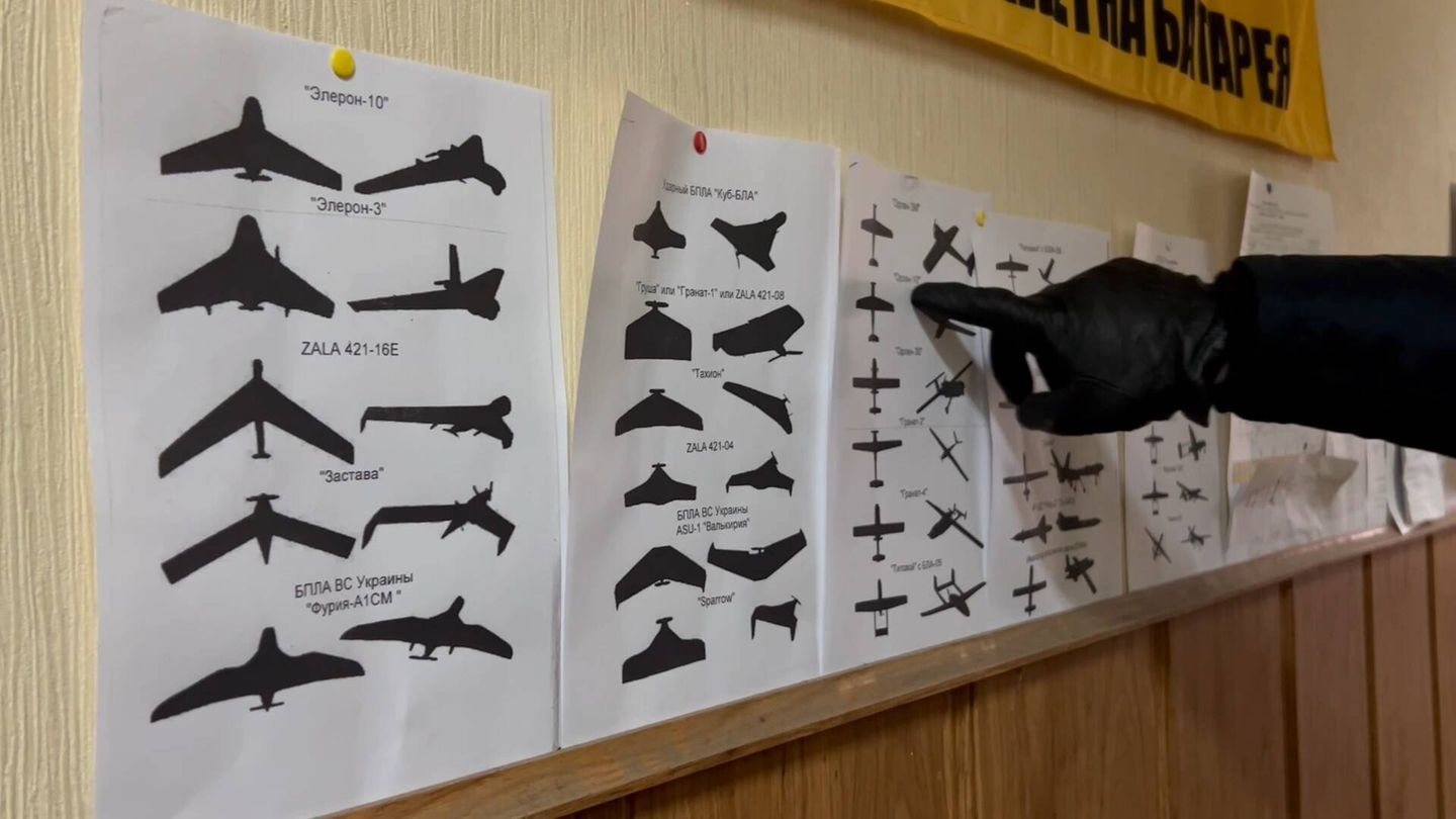 Las distintas siluetas de los drones rusos. (A. A.)