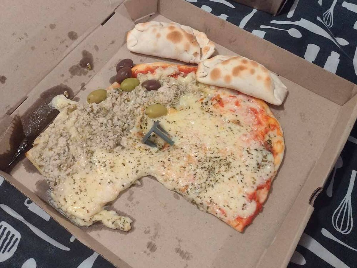 Foto: Pide varias pizzas, le llegan incompletas y la empresa dice que se las "comió el repartidor" (Twitter @innovares)
