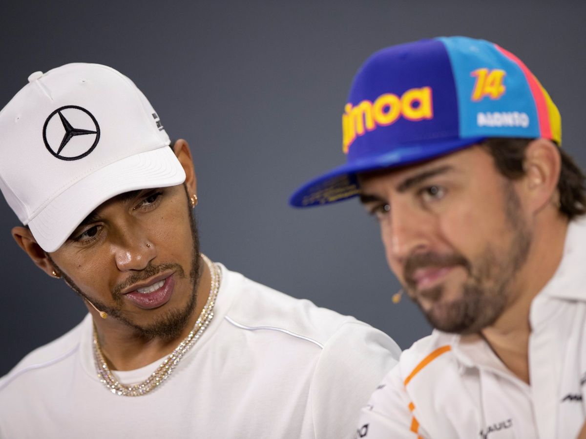 Foto: Lewis Hamilton y Fernando Alonso tuvieron una gran rivalidad en 2007 en McLaren. (EFE) 