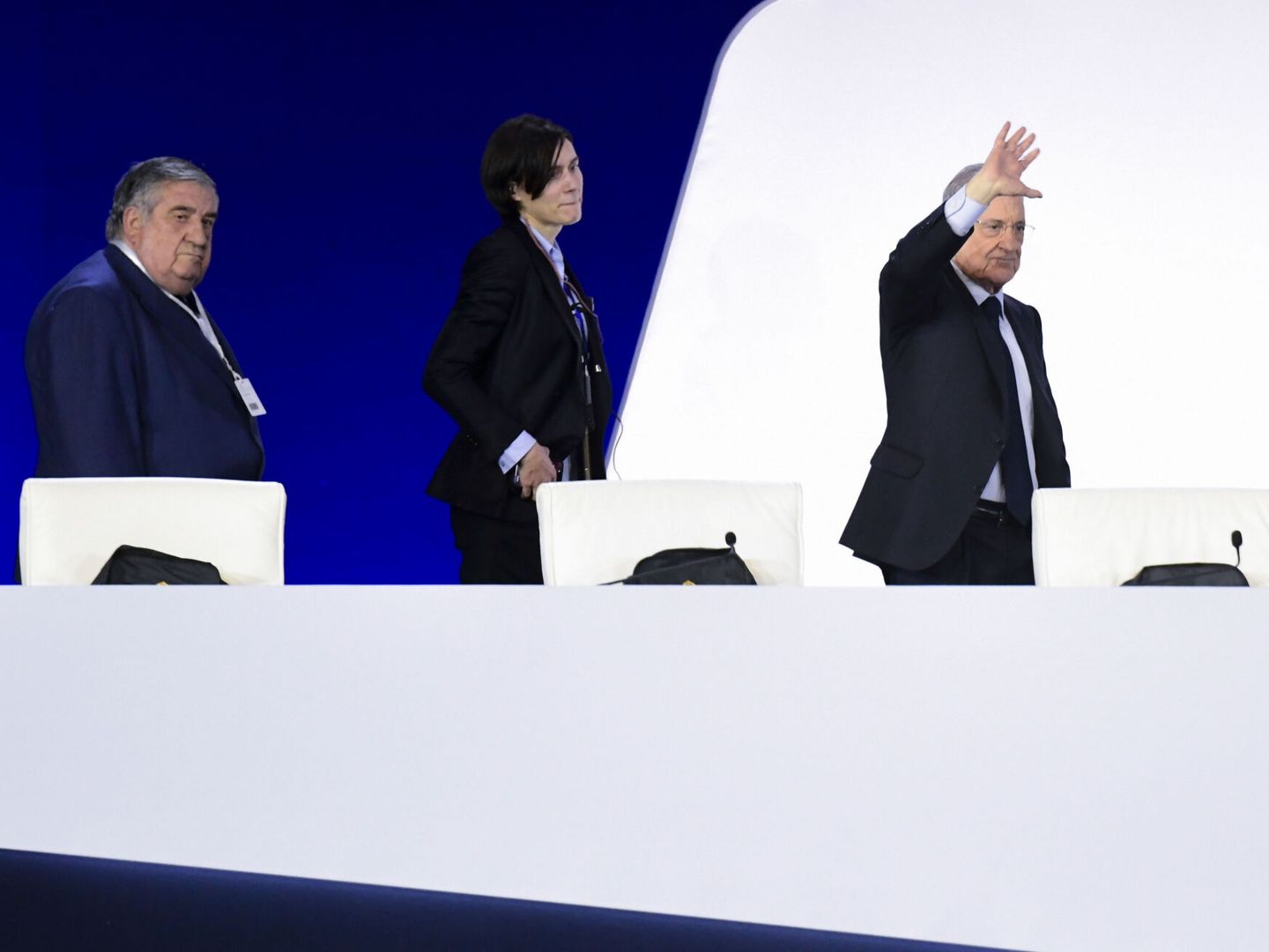 Llegada de Florentino Pérez a la asamblea del Real Madrid. (EFE/Víctor Lerena) 