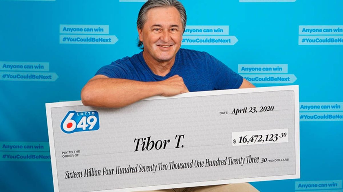 Un hombre se hace rico en el cuarto de baño después de ganar 16 millones a la lotería 