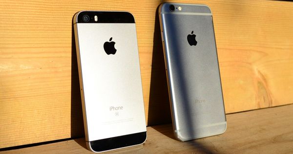 Foto: El iPhone SE (izquierda) junto al iPhone 6s. (Foto: P.O.)