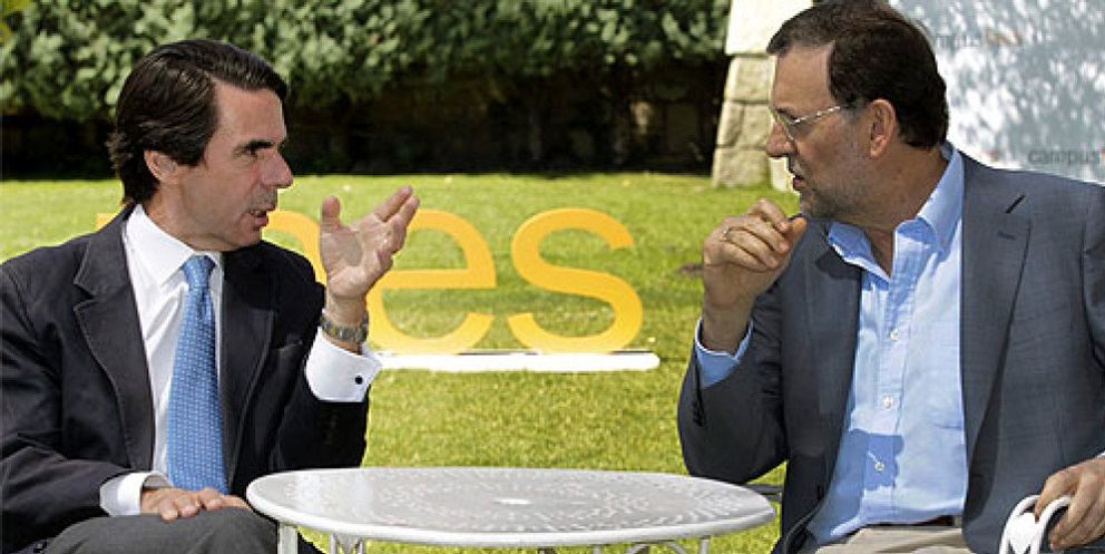 Foto: Aznar reprocha a Rajoy haber dejado a Rato "a los pies de los caballos" en el caso Bankia