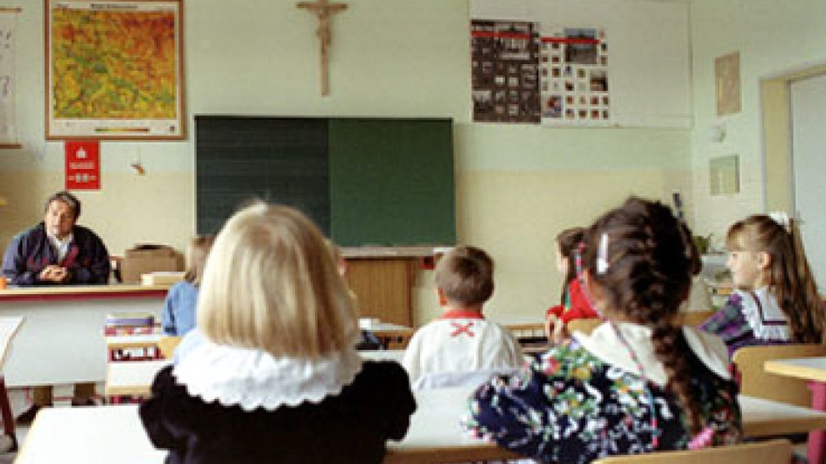 Estrasburgo declara que el crucifijo en las aulas viola la libertad religiosa