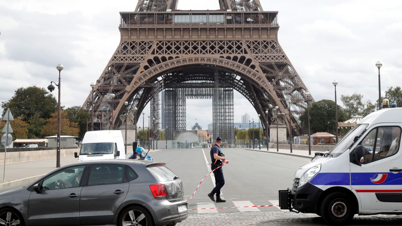 Foto: Torre Eiffel, evacuada (Reuters)