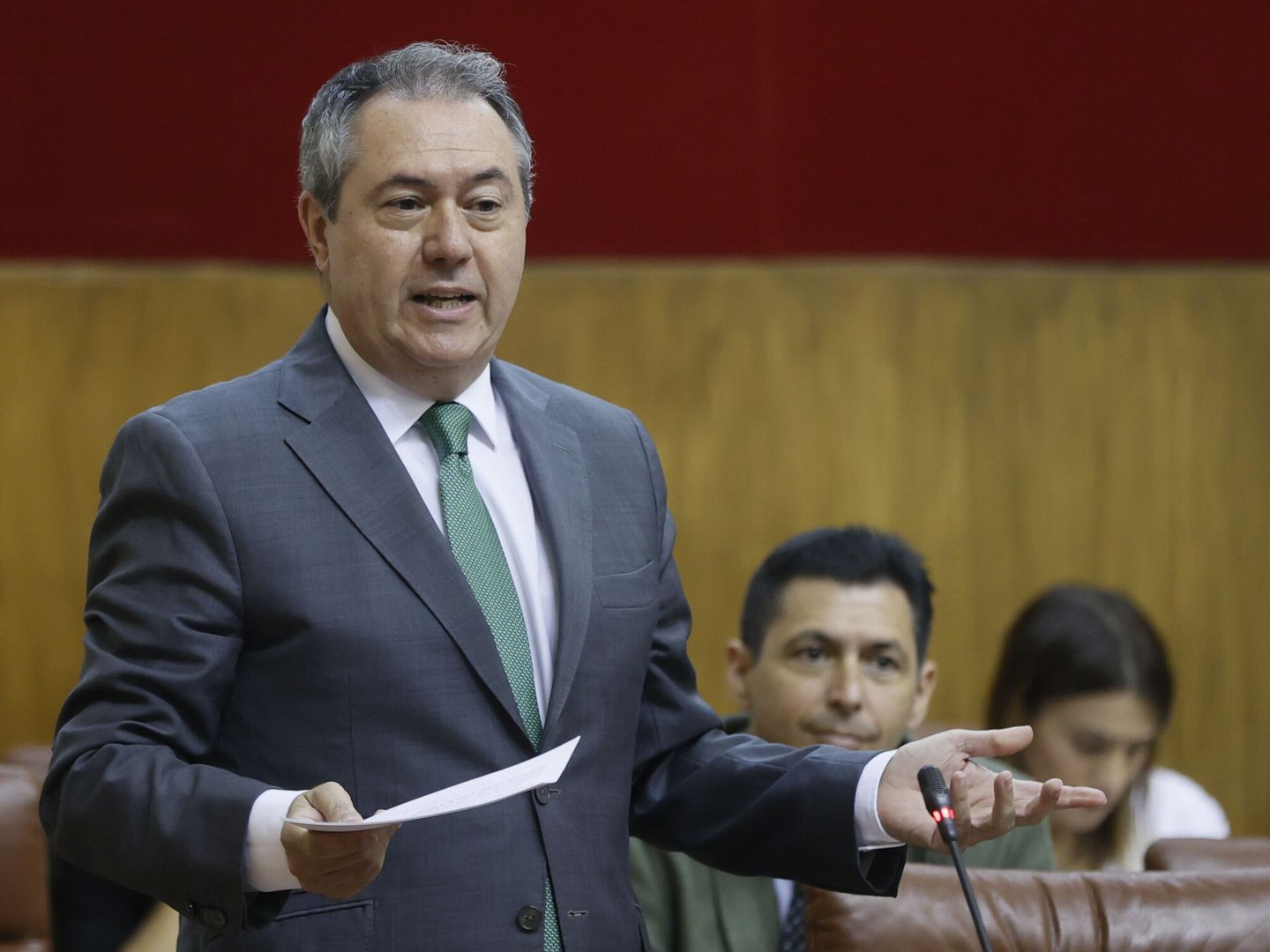 Juan Espadas, en el Parlamento andaluz. (EFE/José Manuel Vidal) 