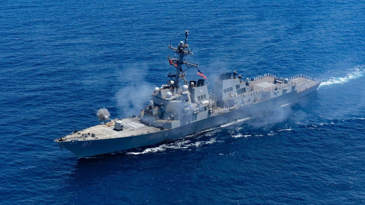 El dilema que 'hunde' la US Navy: apostar por fragatas 'low cost' o destructores letales
