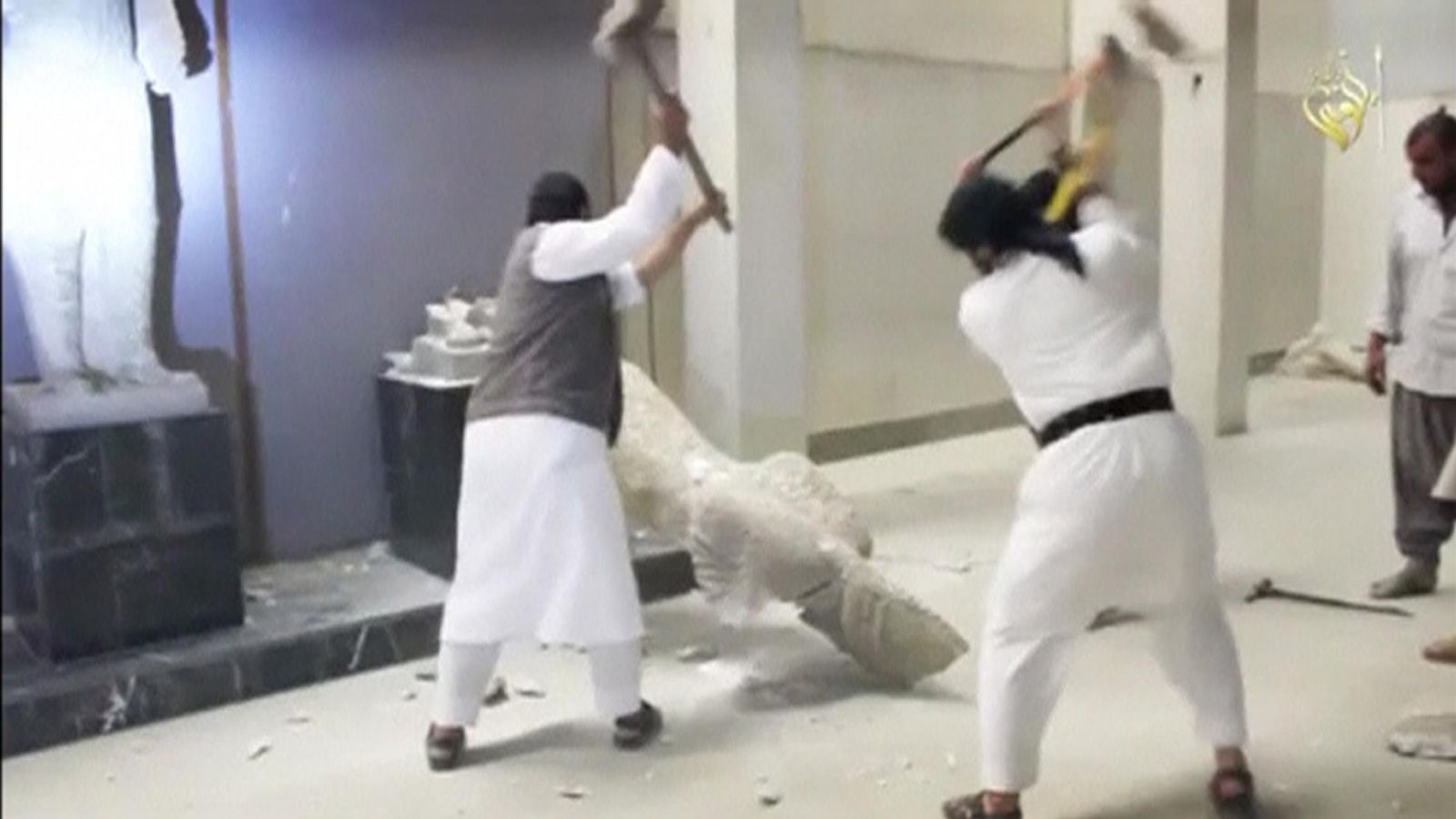 Foto: Las estatuas destruidas por el ISIS en el museo de Mosul eran copias de las originales (Reuters)