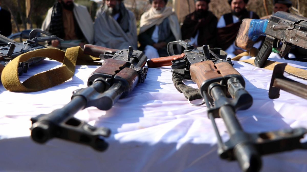 Los talibán y EEUU cierran un principio de acuerdo para la retirada en 18 meses