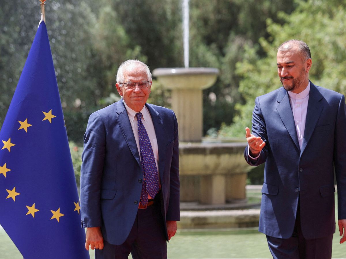 Foto: Josep Borrell durante un encuentro con el ministro de Asuntos Exteriores iraní. (REUTERS)