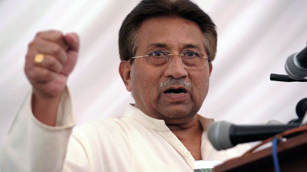 Pakistán sentencia a muerte al expresidente golpista Pervez Musharraf por traición