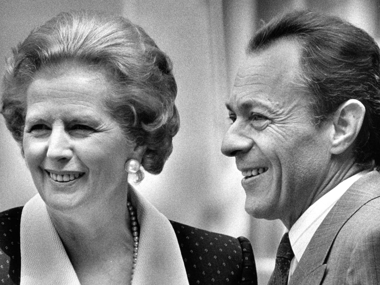 Thatcher con el primer ministro francés en Matignon. (Reuters)
