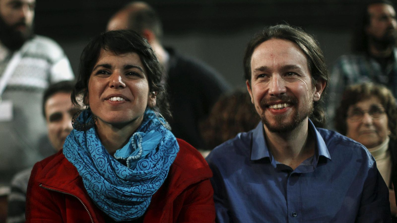 Foto: Pablo Iglesias con la candidata de Podemos a presidir la Junta, Teresa Rodríguez. (Reuters)