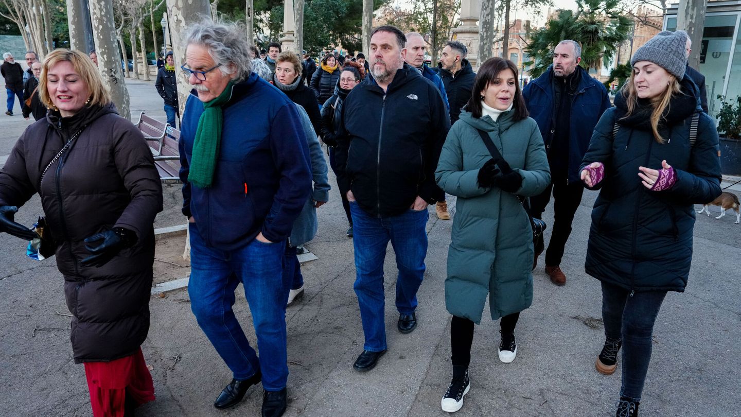 El presidente de ERC, Oriol Junqueras a su llegada a la manifestación. (EFE/Enric Fontcuberta)