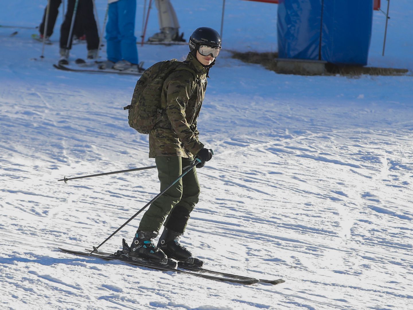 La princesa Leonor durante sus ejercicios de montaña y de esquí en Astún. (EFE)