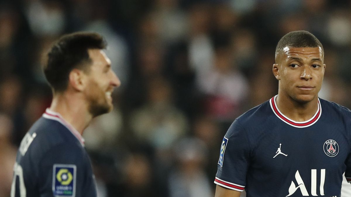 "Es el PSG de Mbappé": los palos que aguanta Messi por jugar andando