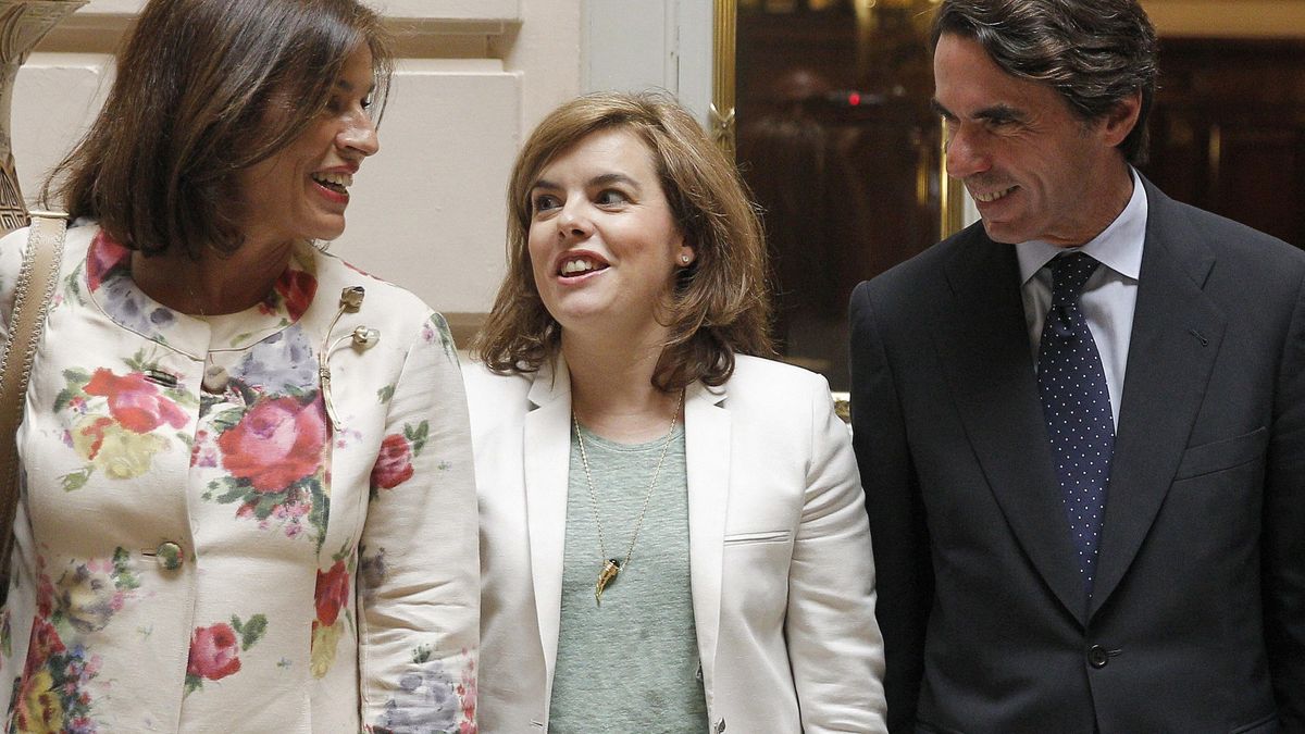 Aznar cierra heridas con el PP tras el vacío a sus memorias y el 'olvido' de la campaña