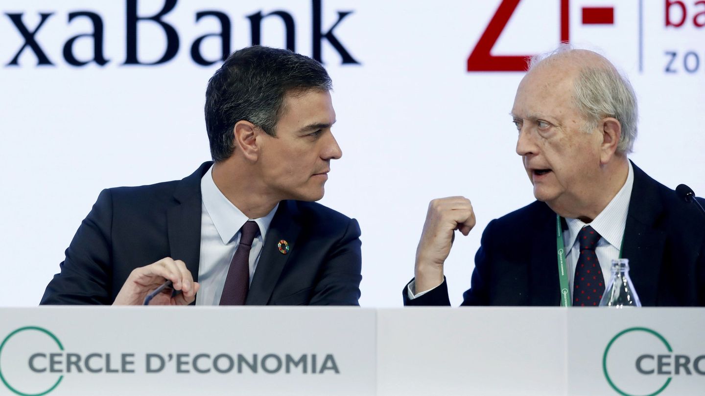 El presidente del Gobierno en funciones, Pedro Sánchez, acompañado por el presidente del Círculo de Economía, Juan José Bruguera. (EFE)