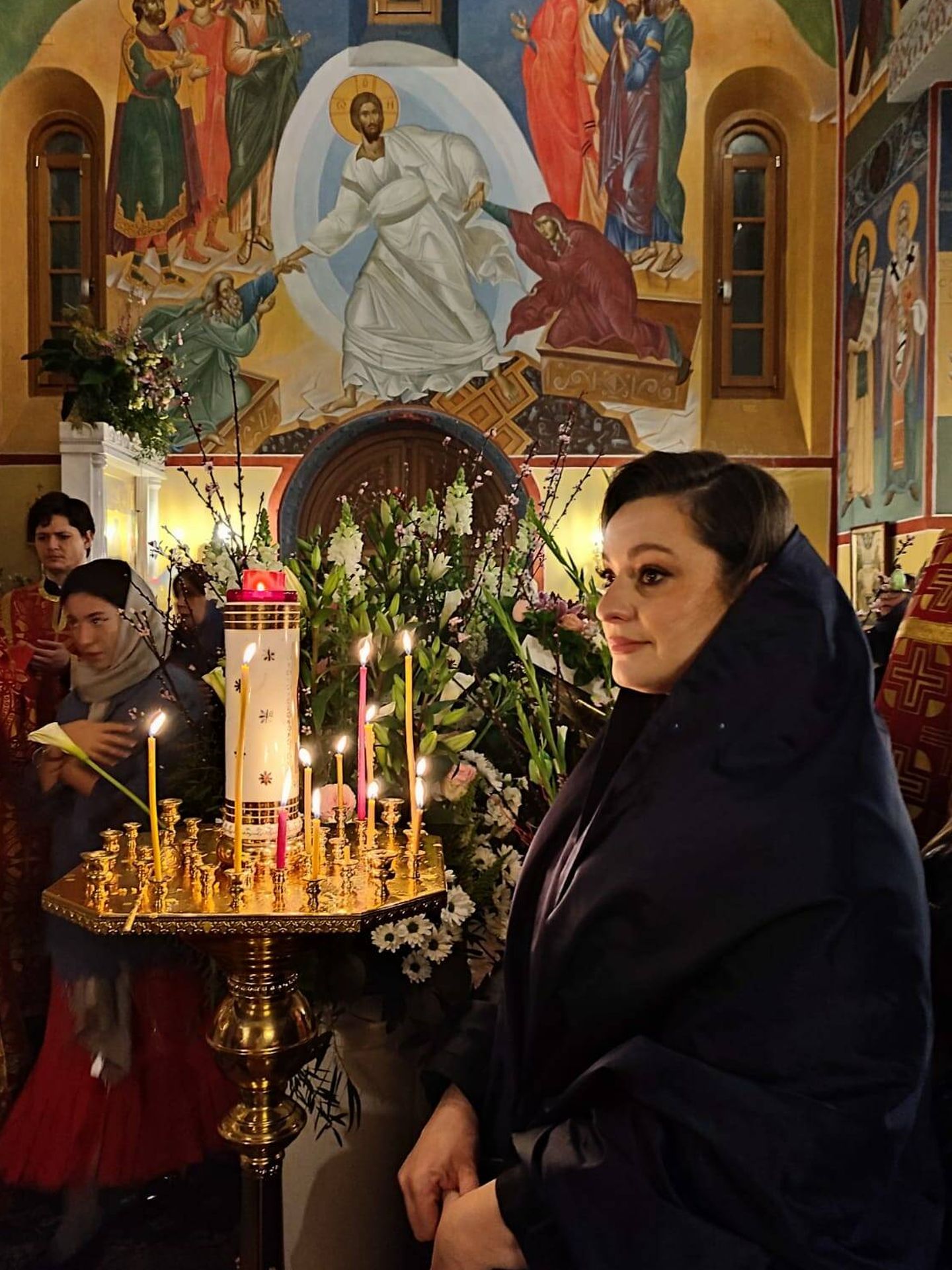 La gran duquesa en una iglesia ortodoxa. (Cortesía)