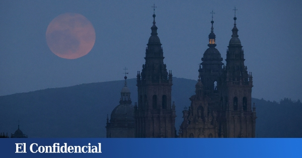 Ni Gijón ni Santander: estas son las mejores ciudades de España para ver la Superluna Rosa