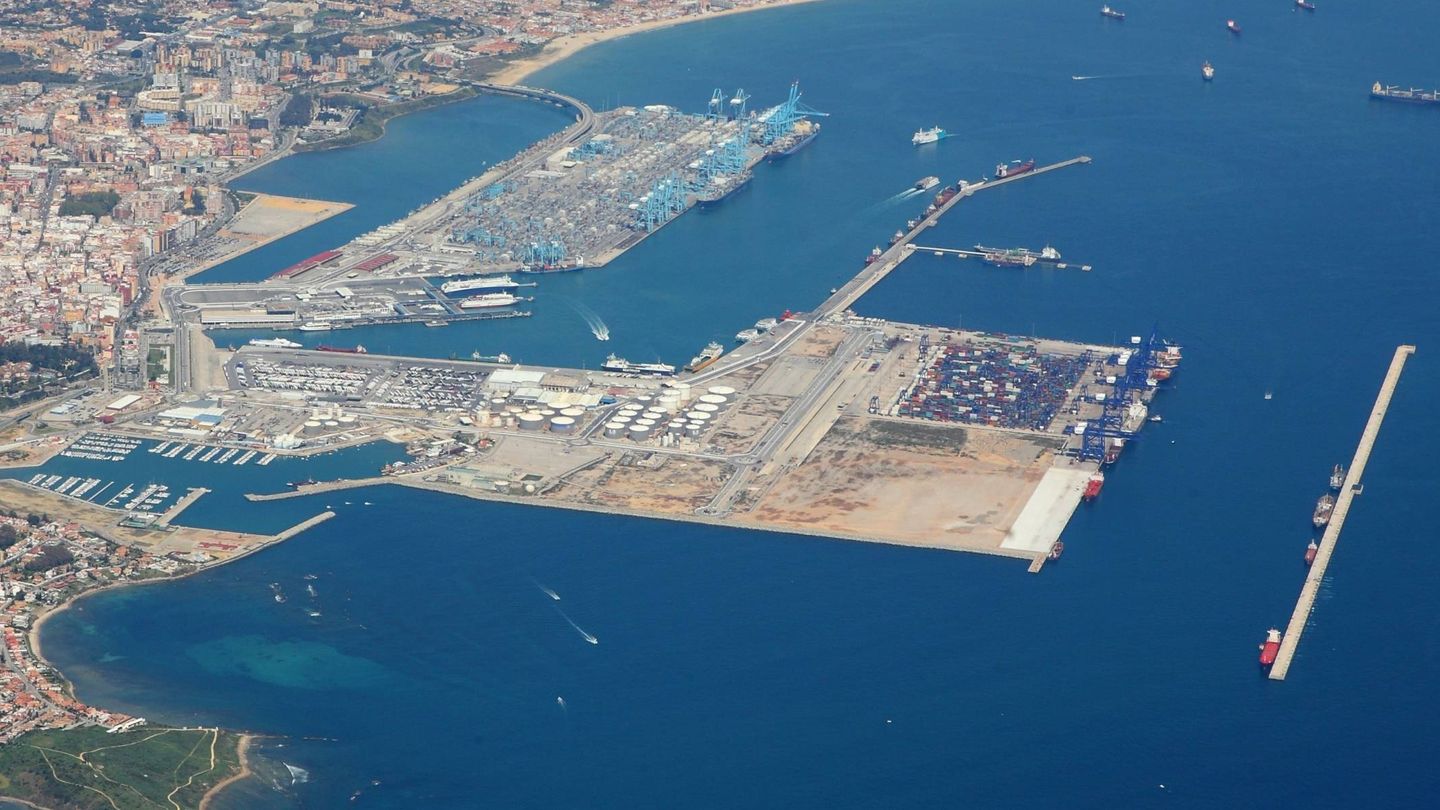Vista aérea del puerto. (Autoridad Portuaria Bahía de Algeciras)