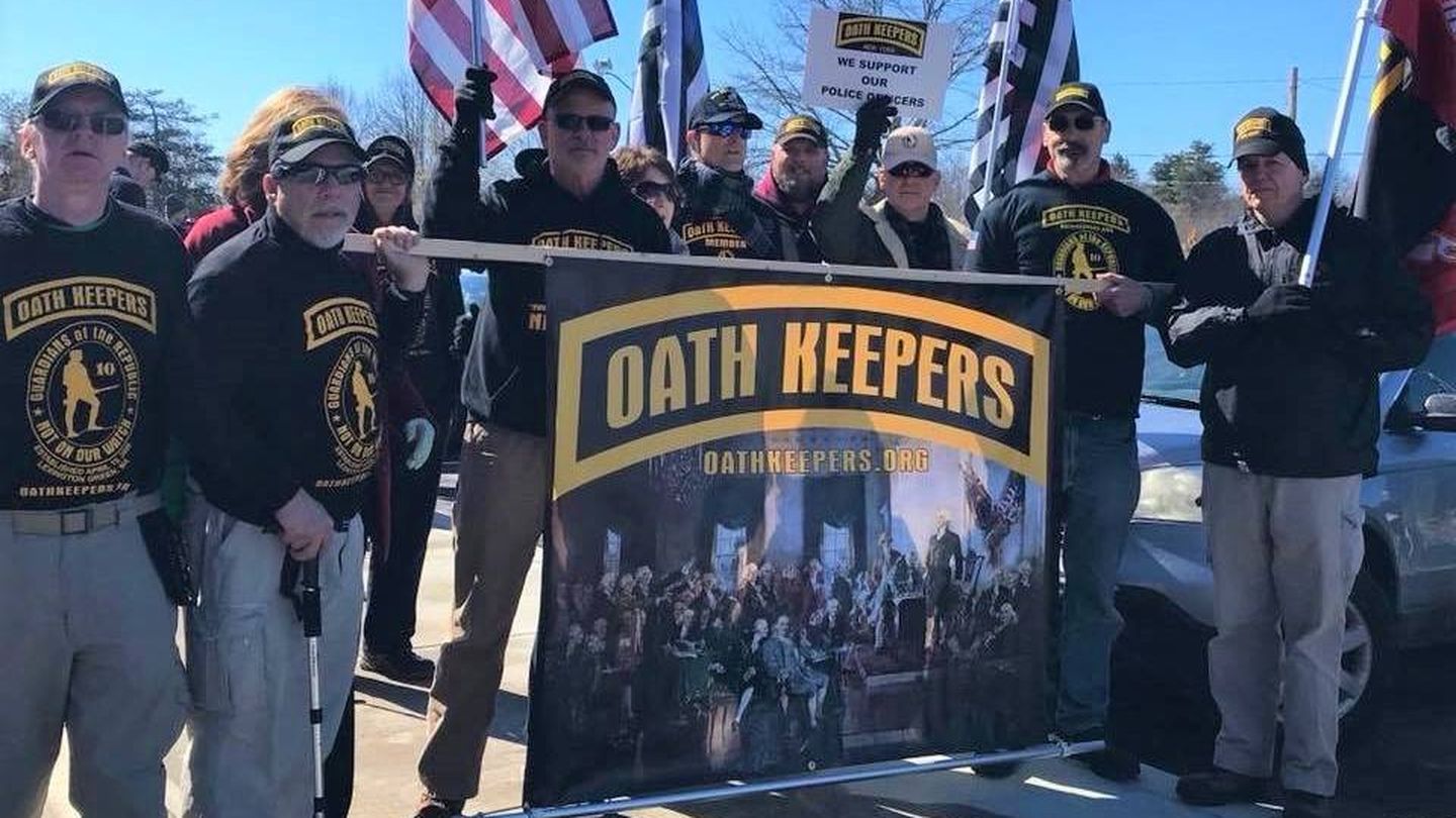 Imagen de un grupo de Oath Keepers, milicia ultra de EEUU. (oathkeepers.org)